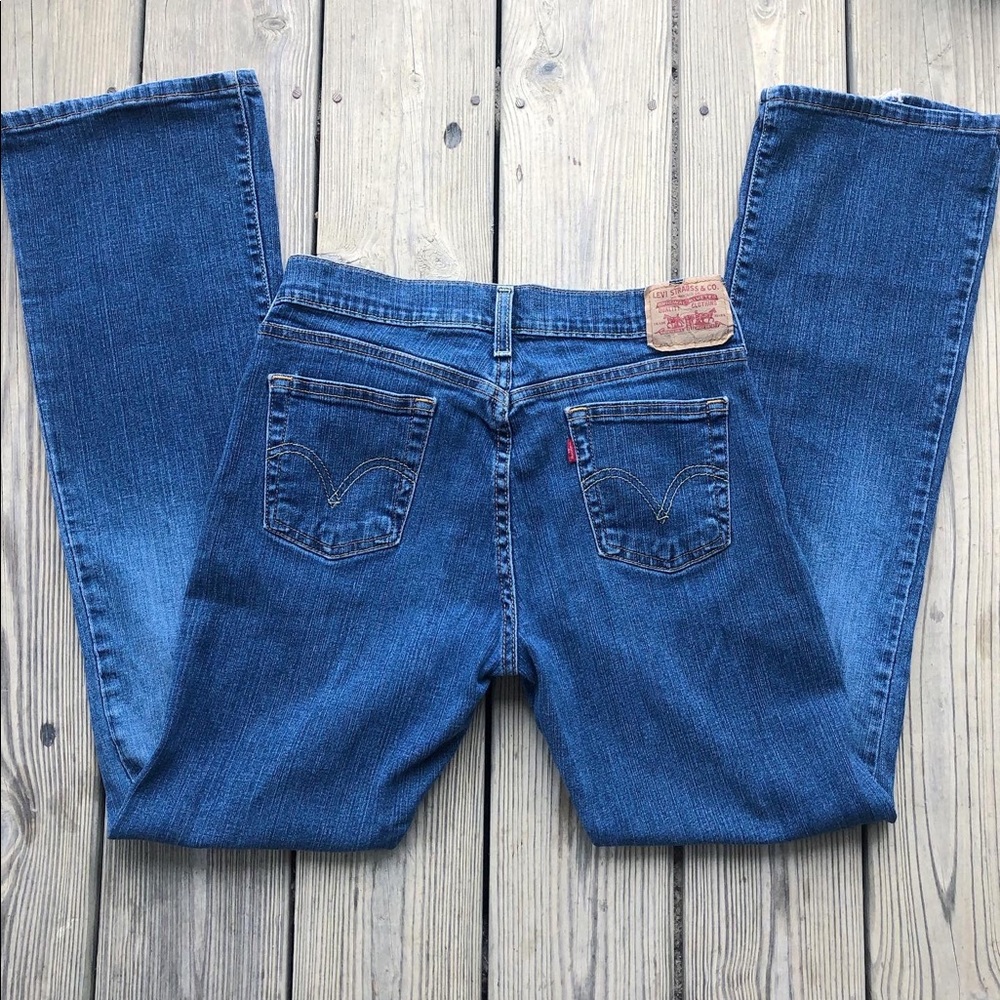 BOOT CUT LEVI JEANS